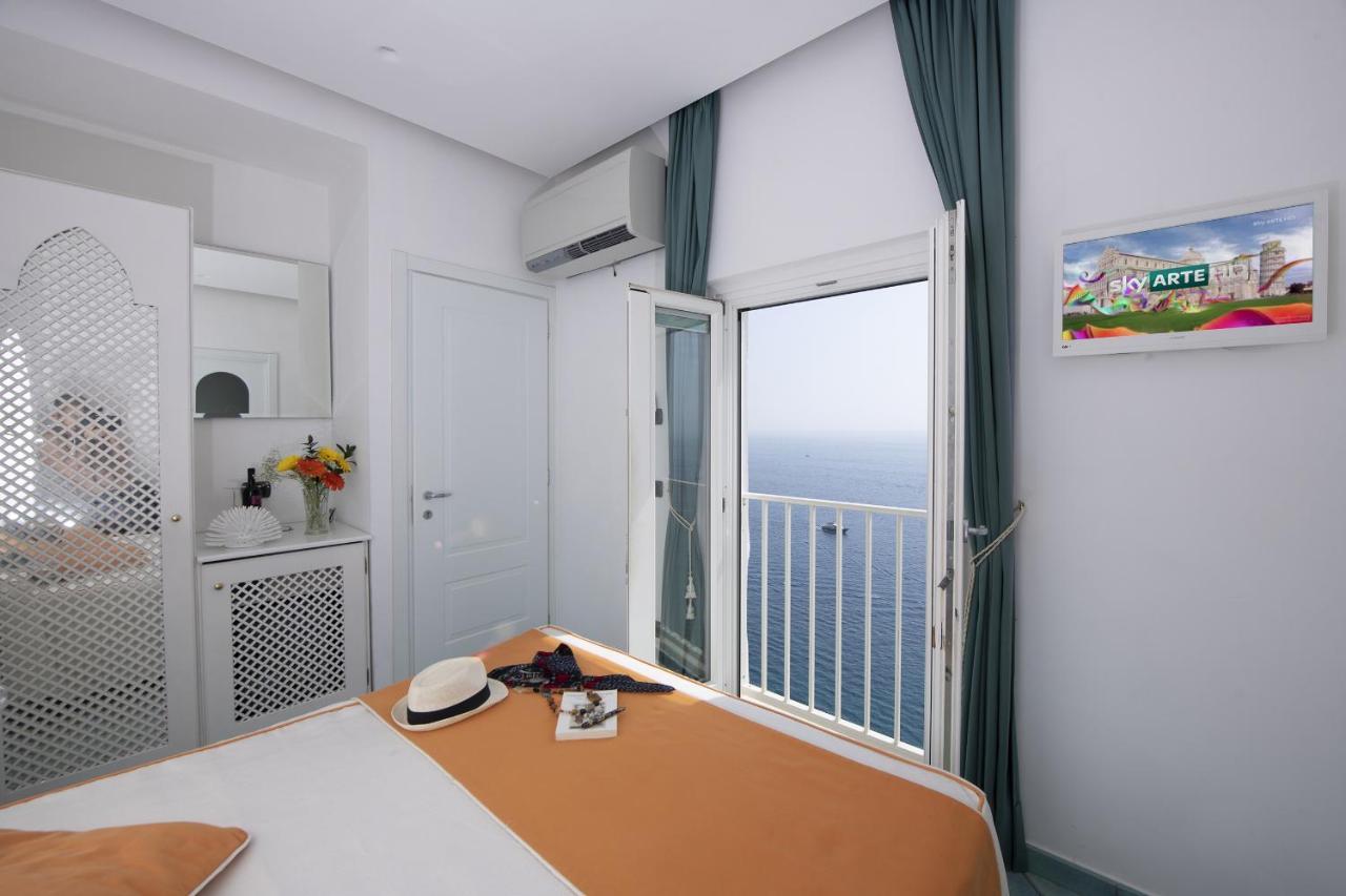 Hotel La Ninfa Amalfi Exterior foto