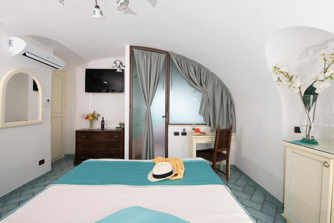 Hotel La Ninfa Amalfi Exterior foto