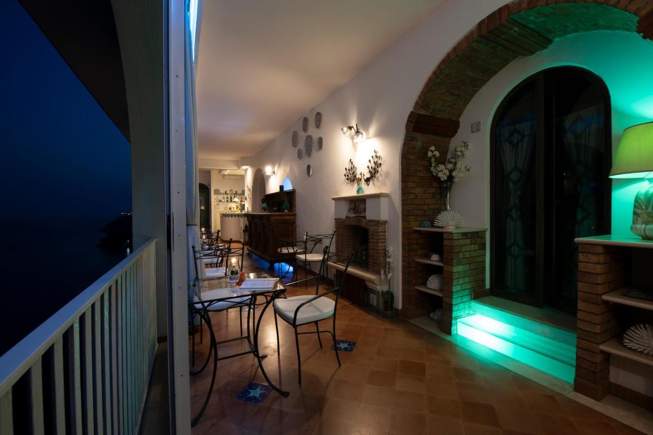 Hotel La Ninfa Amalfi Exterior foto