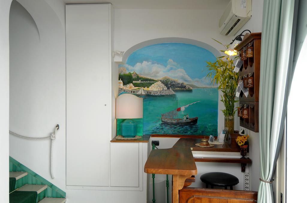 Hotel La Ninfa Amalfi Exterior foto